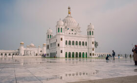 sikh-yatra-pilgrims-tours-pakistan-2