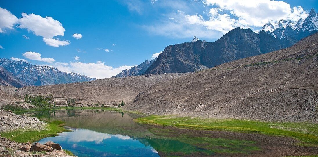 borith-lake-hunza