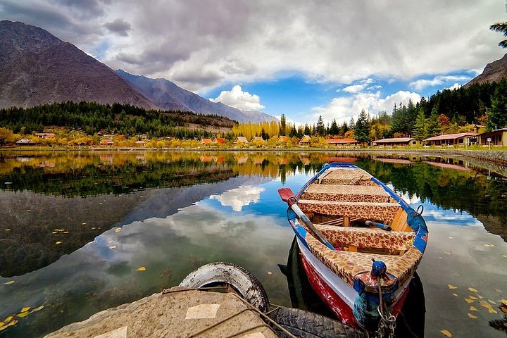 7 Days Family Tour Package To Hunza and Skardu